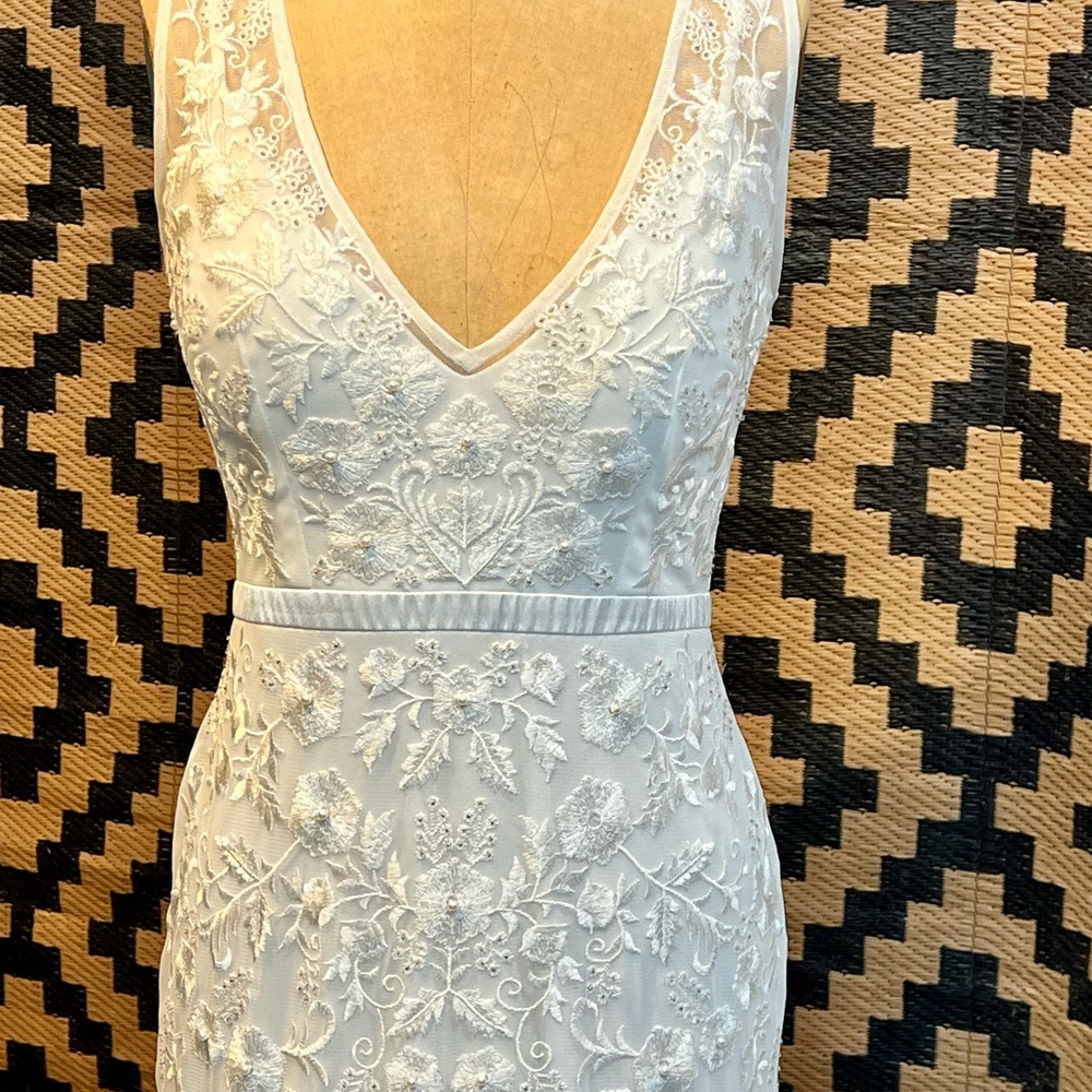 Lace open back train wedding dress bridal‎ gown sleeveless beaded embroidered - Picture 9 of 17